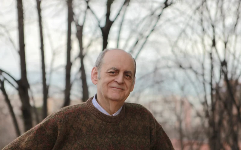 Antonio Castro Snurmacher presenta "El libro de los porqués", una obra ilustrada para despertar la curiosidad infantil