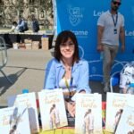 Chary Fernández presentó La arena de Tarifa en Sant Jordi 2025 de la mano de Editorial Letrame