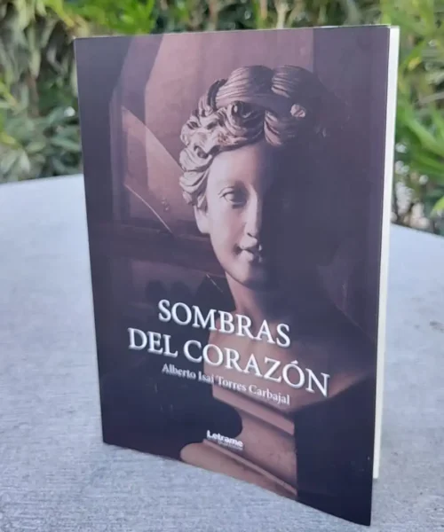 Alberto Isaí Torres Carbajal da vida a un amor prohibido en la corte prusiana