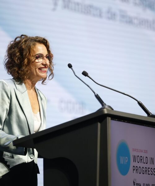 La ministra de Hacienda presentará el techo de gasto “en unos días” y pide apoyo para los Presupuestos