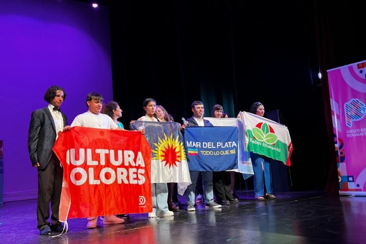 El arte inclusivo brilló en los Juegos Bonaerenses con radioteatro y canto para todos
