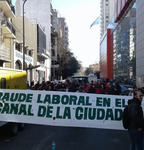 Trabajadores y diputados porteños buscan frenar la privatización de medios públicos que impulsa Jorge Macri