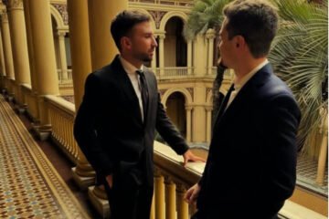 Horas frenéticas en la causa $Libra: los llamados de Novelli con Milei, Karina y Santiago Caputo