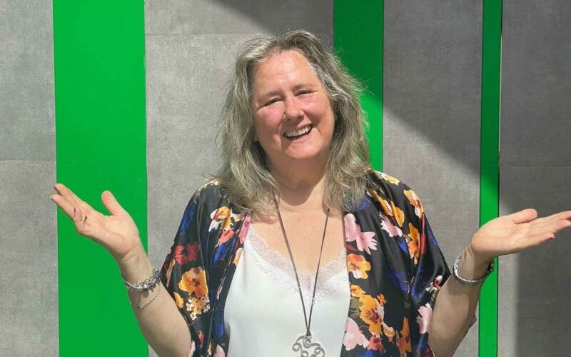 Maite Moreno revoluciona la literatura infantil y transforma los miedos en empatía con ‘Un fantasma con arte’