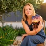MARÍA ROMAGUERA LIRÓN INVITA A VALORAR EL PRESENTE Y VIVIR SIN APLAZAR SUEÑOS EN ‘CENIZAS AL AIRE: UNA PROMESA PENDIENTE’