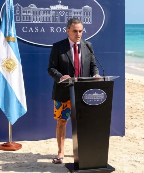 El verano eterno de Adorni: los 11 días en Río de Janeiro que la Justicia busca explicar
