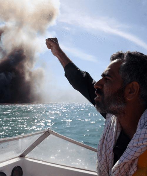 Trump escala, Irán vuelve a cerrar el estrecho de Ormuz