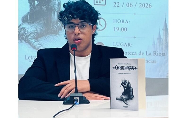 El joven riojano Alejandro Ureña Macias revoluciona la fantasía oscura con su impactante debut ‘Overthroned’