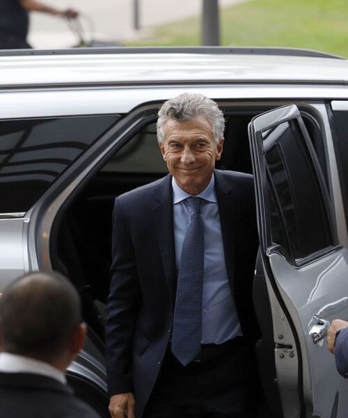 “Se ve como un profeta”: Macri disparó contra Milei y pidió equilibrio