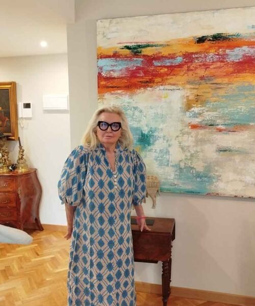 Maria Mondedeu revoluciona la novela histórica con su aclamado enfoque cosmopolita en ‘Escort’