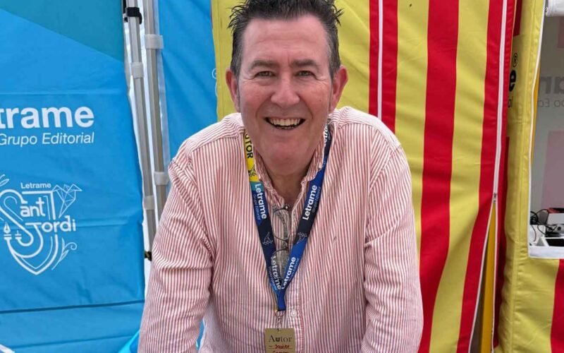 Sant Jordi también inspira a emprender: Javier Campo González presenta “La Cocina del Éxito”, una guía real para el mundo de la restauración
