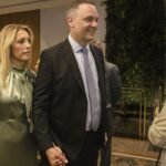 Adorni omitió presentar el patrimonio de su esposa en su última declaración jurada