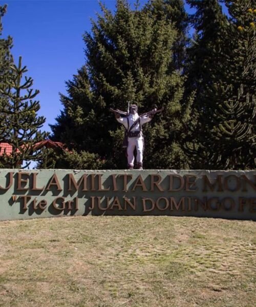 Retiran el nombre Perón de la Escuela Militar de Bariloche