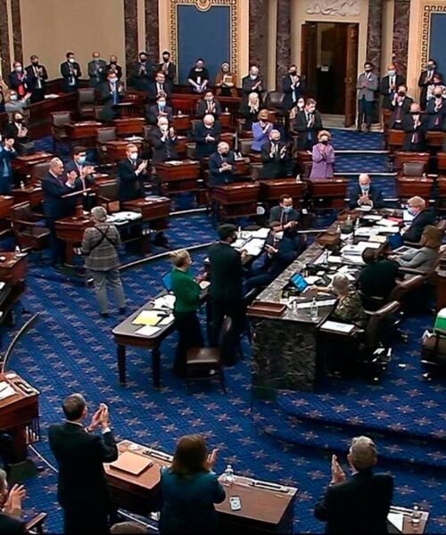 El Senado de EEUU sancionó una resolución para poner fin a la guerra contra Irán