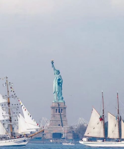Logros y tragedias de los 250 años de los Estados Unidos