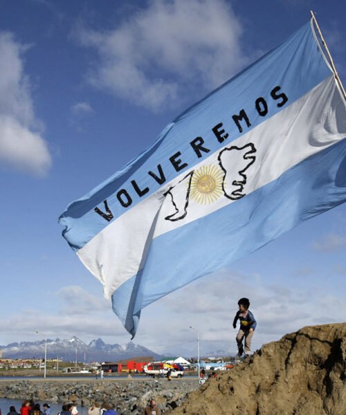 Saqueo petrolero en Malvinas: Milei no quiere aplicar la ley que ya se utilizó en 2021