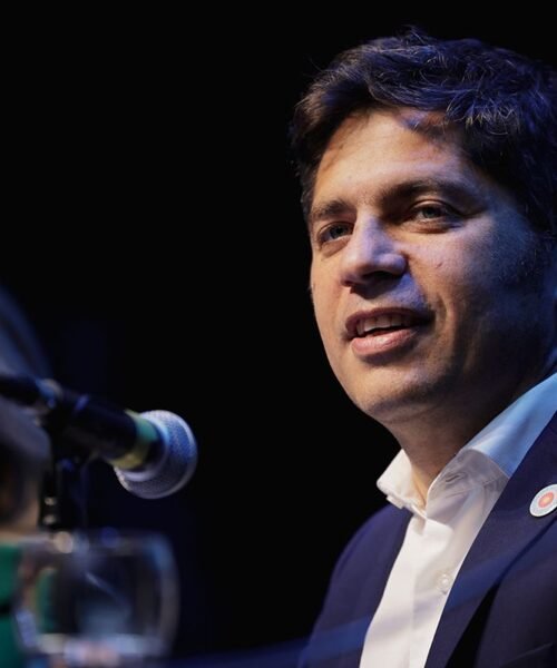 Kicillof participará de una cumbre progresista en Uruguay frente al crecimiento de la derecha en la región