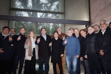 En el homenaje a Perón, Kicillof aseguró que la forma de honrar su legado es “construir una alternativa” para 2027