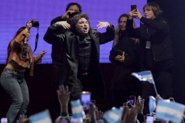 Milei declaró feriado nacional de acuerdo “a lo que decidan los jugadores y el Cuerpo Técnico respecto al día para celebrar”