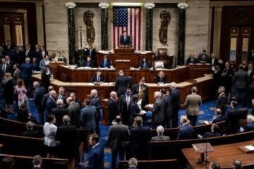 El Congreso de EEUU aprobó un presupuesto militar récord de 1,15 billones de dólares