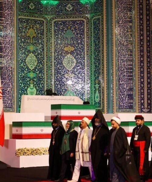 Autoridades de más de 100 países asisten al funeral del líder supremo iraní Ali Jamenei