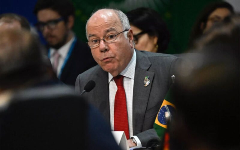 El canciller de Brasil se reunió con el embajador argentino tras los exabruptos de Milei a Lula