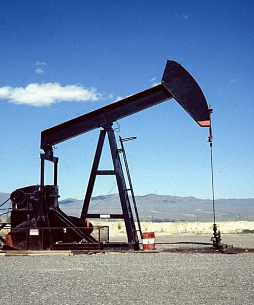 Santa Cruz: paro general petrolero paraliza los yacimientos contra los despidos y el vaciamiento empresarial