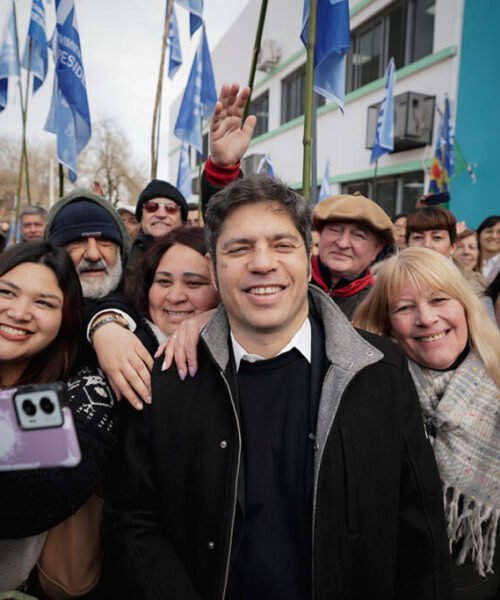 Kicillof confronta con Milei: «La Argentina no va a salir si se gobierna para un grupo de privilegiados»