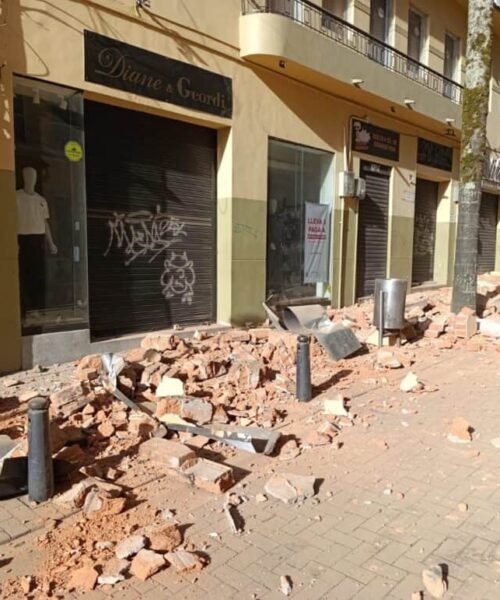Un fuerte terremoto sacudió a Colombia: al menos 18 muertos y grandes daños en varias ciudades