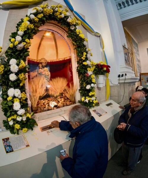 Duro mensaje de García Cuerva en la misa de San Cayetano: «El sueldo no alcanza»