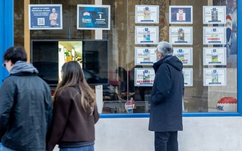 Inquilinos acosados: alquileres caros, deudas y ahora se suma el desalojo exprés del proyecto