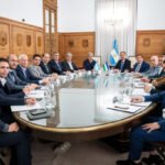 Cesión vial: Weretilneck firmó convenios con Nación y Río Negro se hará cargo de las rutas 22 y 151
