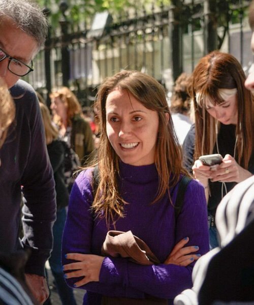 La Comisión de Educación porteña recibió a familias que rechazan la jornada completa en escuelas