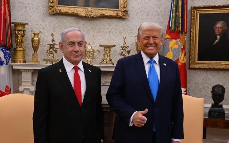 Trump y Netanyahu siguen de combate con el  “eje del mal”