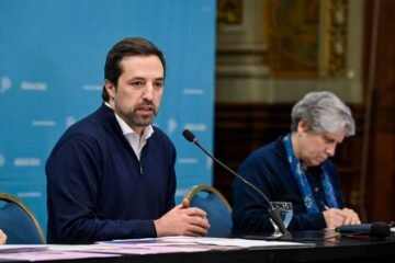 Kicillof lanzó un plan integral contra el suicidio y advirtió que es «la principal causa de muerte violenta» en la Provincia
