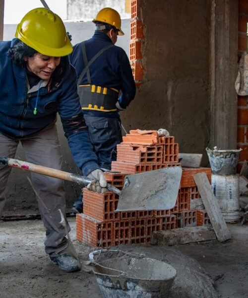 Cáritas, diputados y otras organizaciones presentaron el proyecto de Ley de Emergencia en Barrios Populares