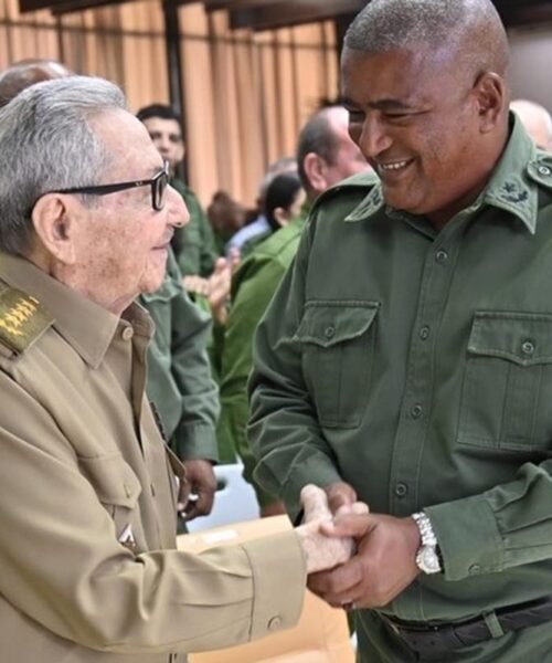 Raúl Castro reapareció en Cuba tras los rumores sobre su estado de salud