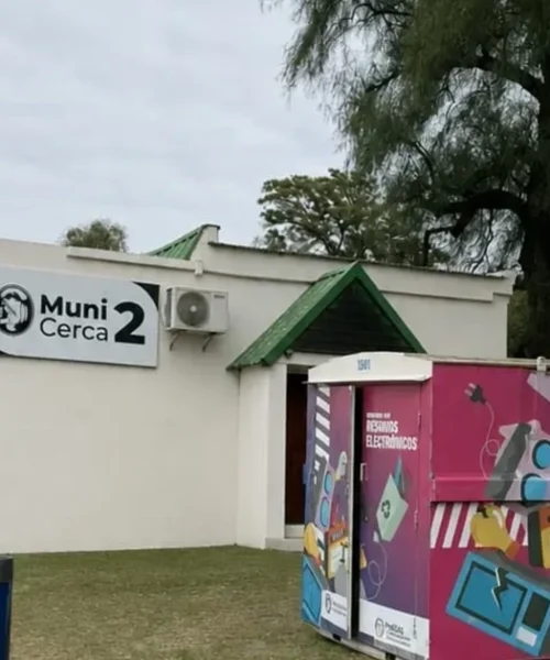 Nuevo contenedor para residuos electrónicos en el Parque Pereira