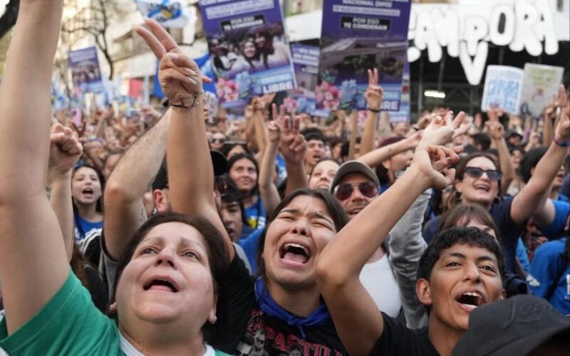 Día de la Lealtad con un acto en La Matanza y con una movilización frente a la casa de Cristina