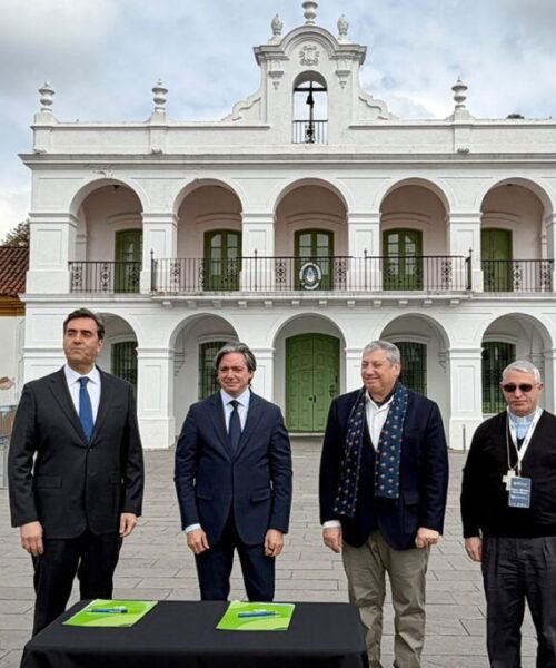 Comenzó en Luján el Primer Foro de Ciudades Marianas, que combina diálogo, fe y gestión