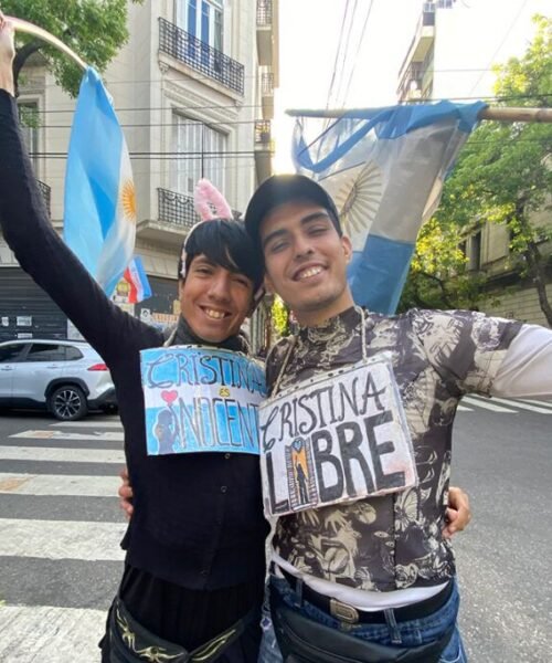 Presos por marchar: liberaron en la madrugada a Cristian y Lucas tras ser detenidos en la Plaza de Mayo