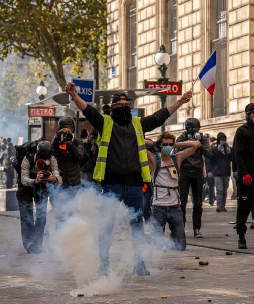 En Italia, atribuyen las protestas estudiantiles a una «guerra híbrida», en Francia amenazan con un mayor despliegue de policías