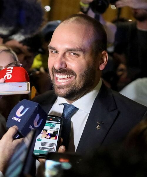 La Corte Suprema brasileña ordenó el arresto de Eduardo Bolsonaro, prófugo en Estados Unidos