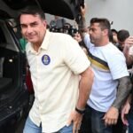 Migraciones confirmó que Flávio Bolsonaro y familia huyeron a EEUU desde Puerto Iguazú